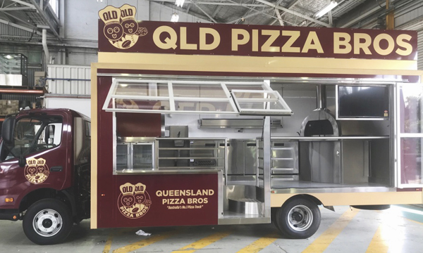 QLD Pizza Bros food truck.